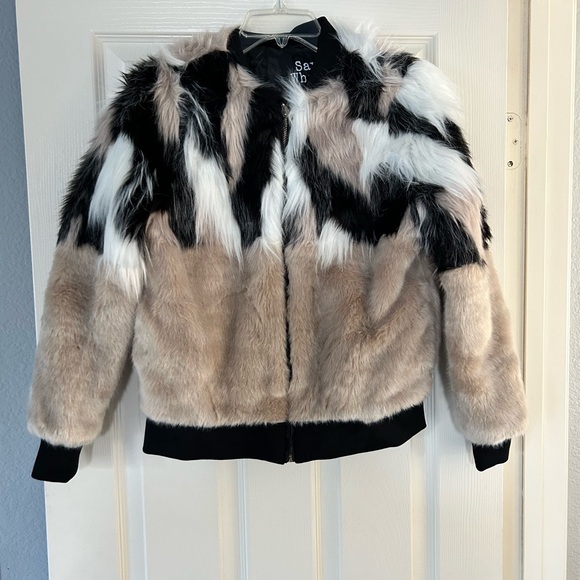 Jackets & Blazers - Women's Faux Fur Jacket - Black, White, Tan‎